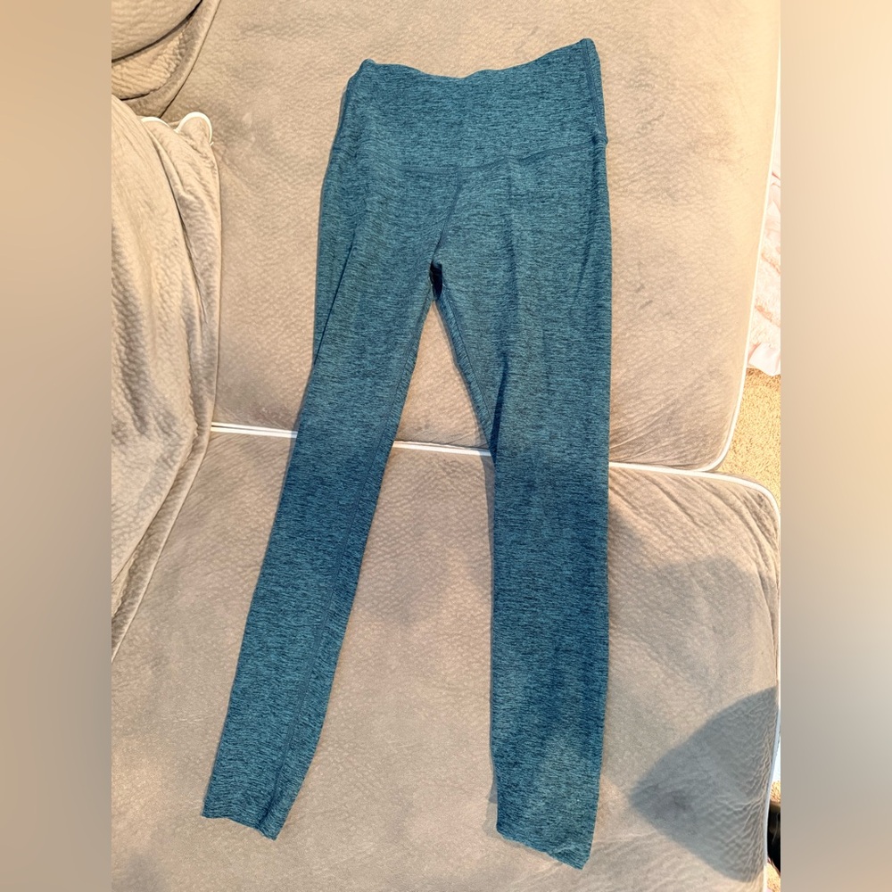 Beyond Yoga Black and Green Leggings